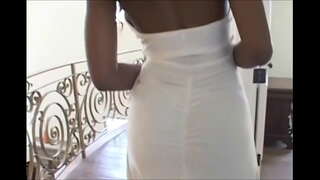 Nyomi වෙමින් ඇගේ පස්ස පාතාල කල්ලිය