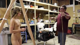 Christy Amor Nu Apoios De Braços Amarrados Mama