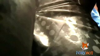 يظهر الحمار في مترو الأنفاق تحت الأرض في الشارع و في الأماكن العامة